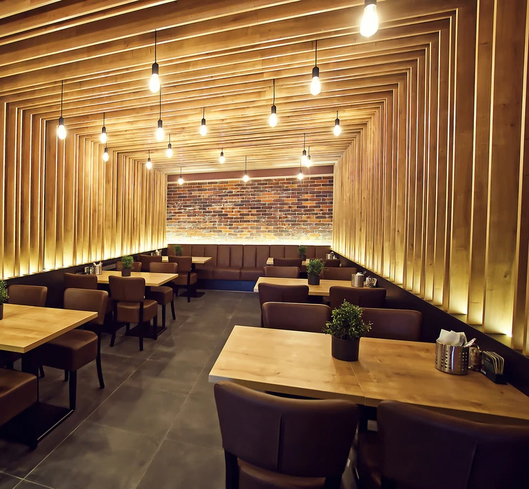 Pensjonat i restauracja w centrum winnej wioski Dolní Dunajovice