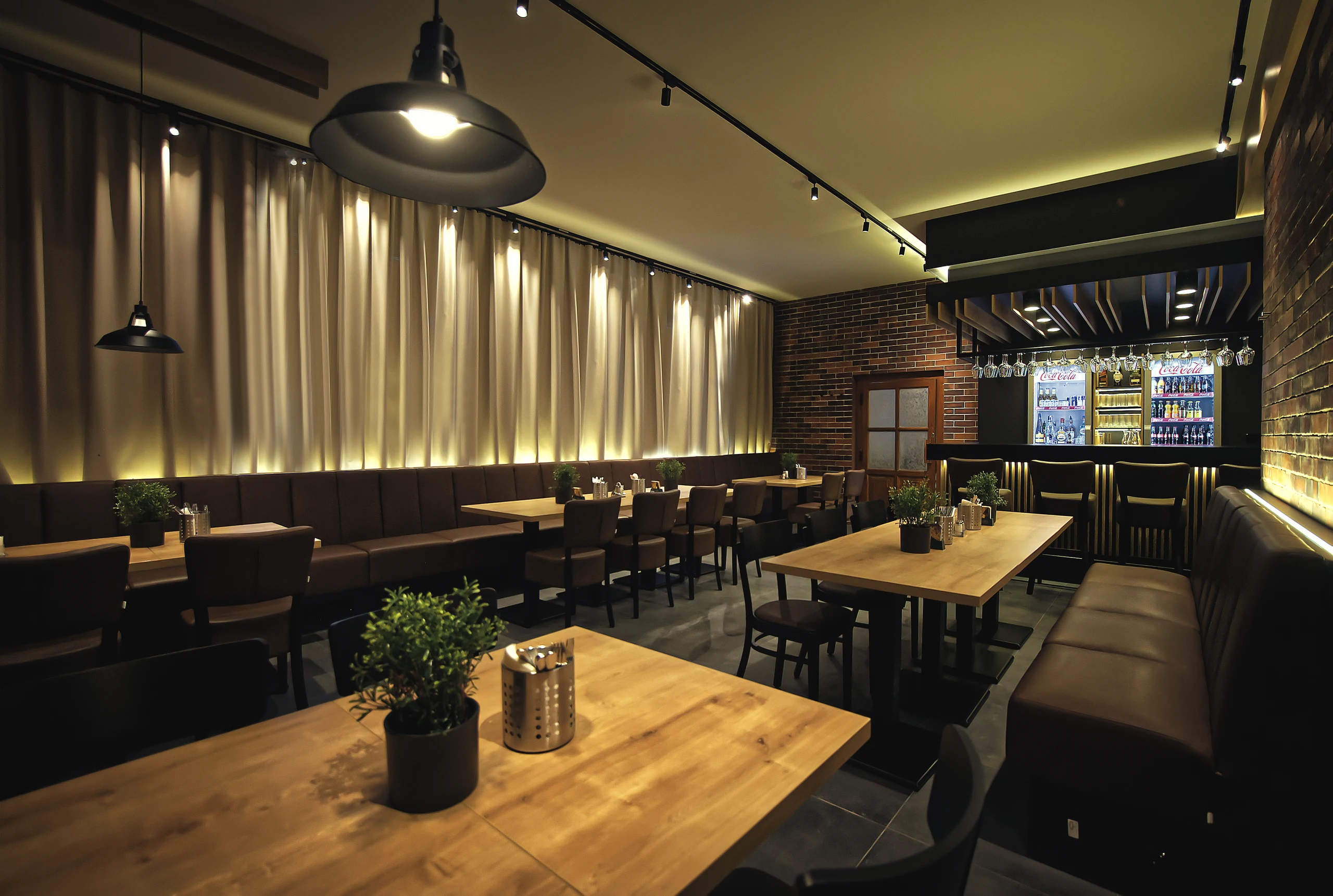 Pensjonat i restauracja w centrum winnej wioski Dolní Dunajovice